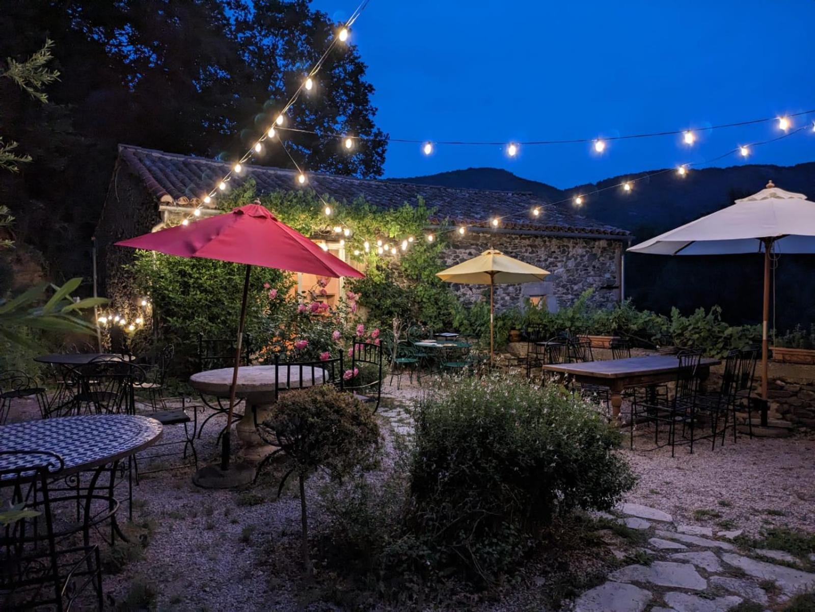 Les Jardins De Lumiere Bed & Breakfast Brusque Exterior foto