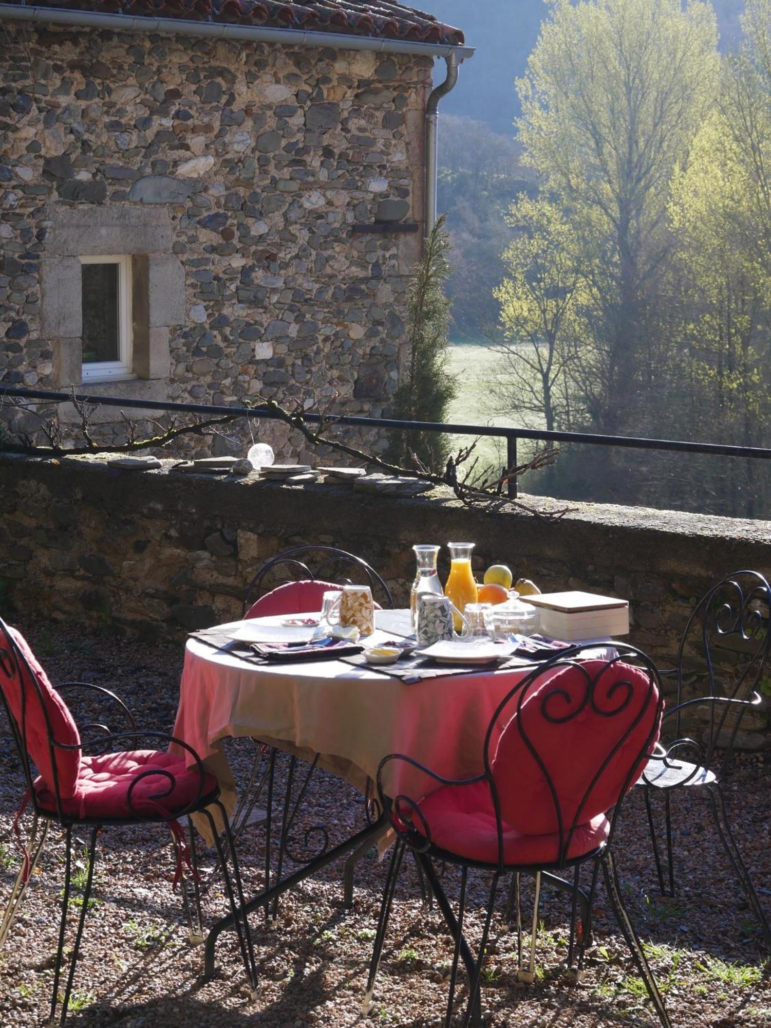 Les Jardins De Lumiere Bed & Breakfast Brusque Exterior foto